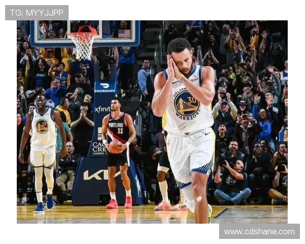 斯蒂芬库里以精准三分球和领袖气质引领球队书写全新篮球传奇 斯蒂芬库里以精准三分球和领袖气质引领球队书写全新篮球传奇