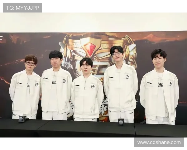 职业联赛分析：IG战队在比赛中的快速反应与表现评析