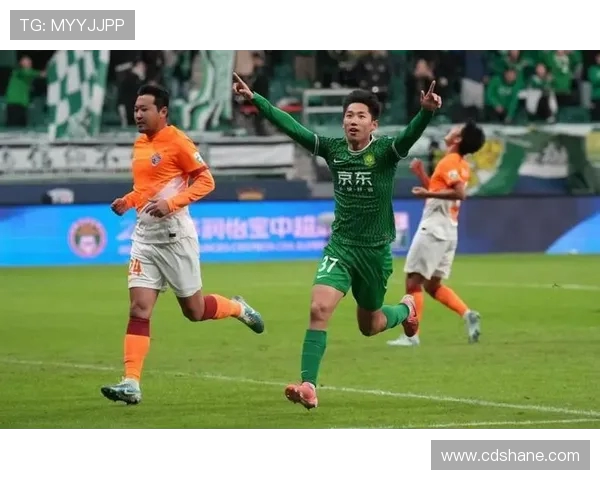 北京国安迎战红钻争夺中超联赛关键三分全力以赴展现球队实力 北京国安迎战红钻争夺中超联赛关键三分全力以赴展现球队实力