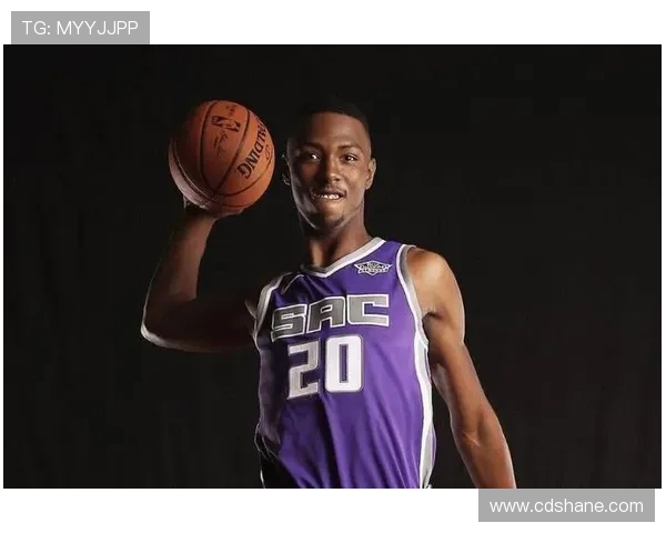 斯库特亨德森的篮球之路：从天才少年到NBA新星的成长历程